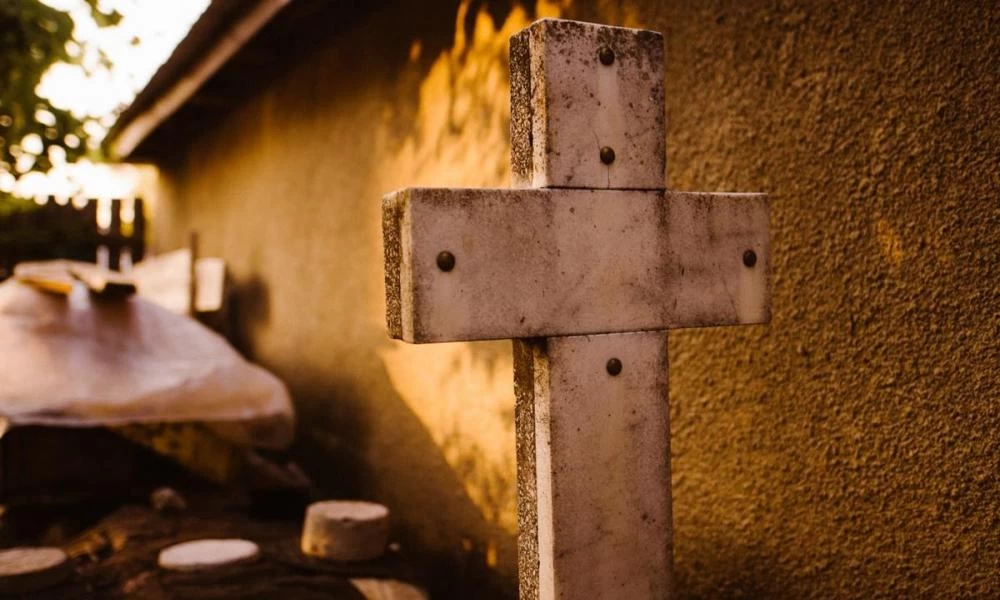 ΕΦΚΑ: Εκκρεμούν αιτήσεις για έξοδα κηδείας από το 2015!